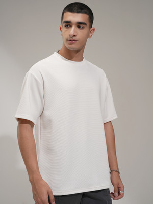 HIGHLANDER Solid Men Round Neck White T-Shirt
