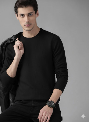 RajsriManyata Solid Men Round Neck Black T-Shirt