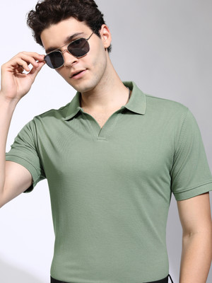 HIGHLANDER Solid Men Polo Neck Green T-Shirt