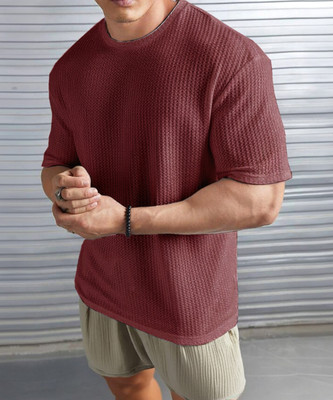 LEWEL Solid Men Round Neck Maroon T-Shirt