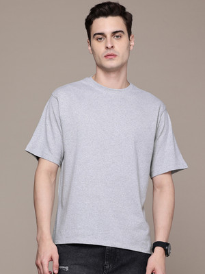 METRONAUT Solid Men Round Neck Grey T-Shirt