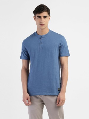LEVI'S Solid Men Henley Neck Blue T-Shirt