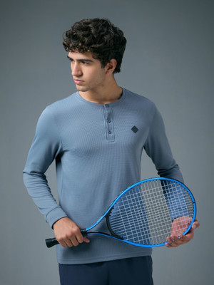 TECHNOSPORT Solid Men Henley Neck Blue T-Shirt
