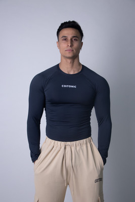 COITONIC Solid Men Round Neck Dark Blue T-Shirt