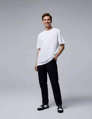 Klozee Solid Men Round Neck White T-Shirt
