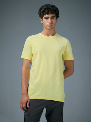 TECHNOSPORT Solid Men Crew Neck Yellow T-Shirt
