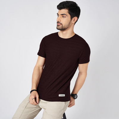 PEOPLE Solid Men Round Neck Maroon T-Shirt