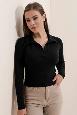 GYARASI Solid Women V Neck Black T-Shirt