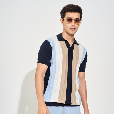 Peregrine by Pantaloons Striped Men Round Neck Blue T-Shirt