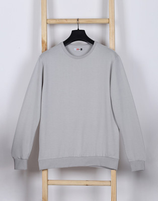INKKR Solid Men Round Neck Grey T-Shirt
