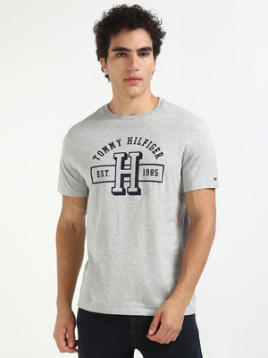 TOMMY HILFIGER Printed Men Crew Neck Grey T-Shirt