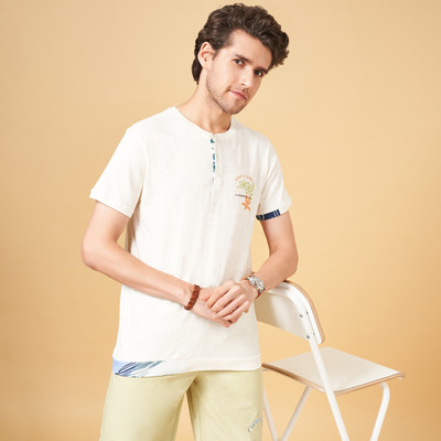 Urban Ranger by Pantaloons Solid Men Round Neck White T-Shirt