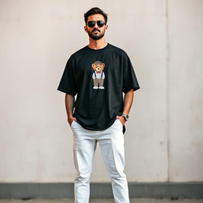 UrGear Graphic Print Men Round Neck Black T-Shirt
