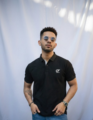 Clothfit Solid, Printed Men Polo Neck Black T-Shirt