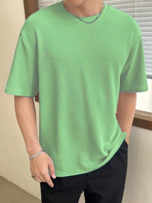 SOLSTICE Solid Men Round Neck Light Green T-Shirt