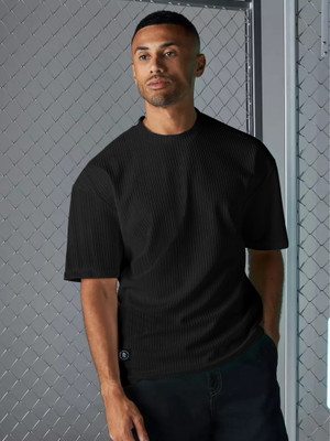 MANIAC Solid Men Round Neck Black T-Shirt