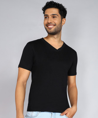 Fleximaa Solid Men V Neck Black T-Shirt