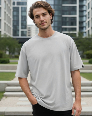 BEWAKOOF Solid Men Round Neck Grey T-Shirt