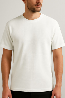 AvaZenith Solid Men Round Neck White T-Shirt