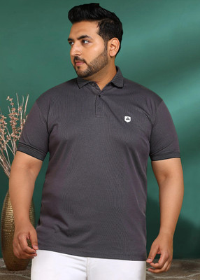 METRONAUT PLUS Solid Men Square Neck Grey T-Shirt