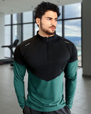 GAARRBLY Colorblock Men High Neck Light Green, Black T-Shirt