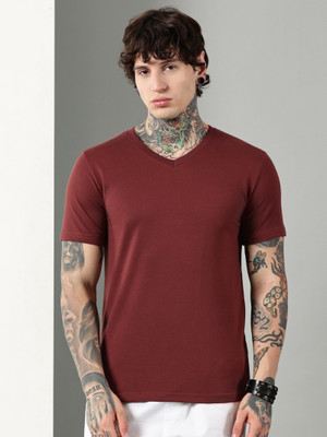 Own The Look Solid Men V Neck Maroon T-Shirt