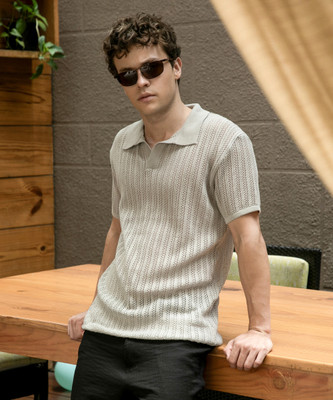 CAMPUS SUTRA Self Design Men Polo Neck Grey T-Shirt