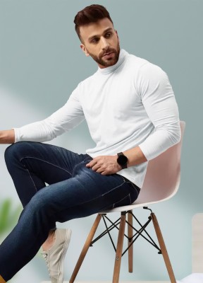 AOOSH Solid Men High Neck White T-Shirt