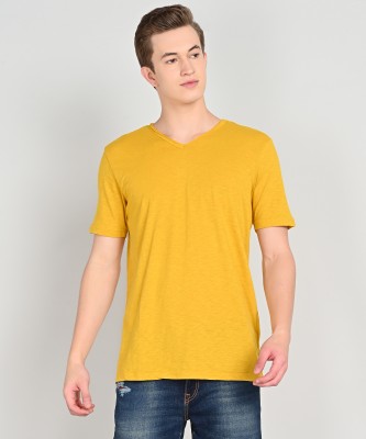 Trendyol Solid Men V Neck Yellow T-Shirt