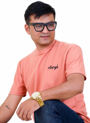 Amogh by HR Graphic Print Men Crew Neck Pink T-Shirt