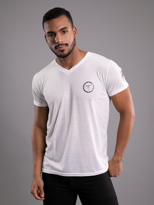 GEUM Printed Men V Neck White T-Shirt