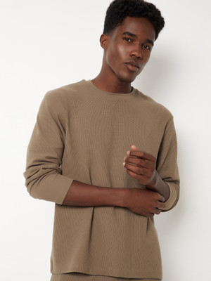 MAX Solid Men Round Neck Brown T-Shirt