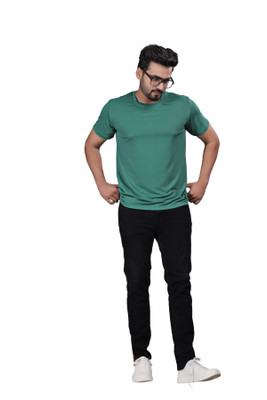 BOLD & BEAUTY Solid Men Round Neck Green T-Shirt