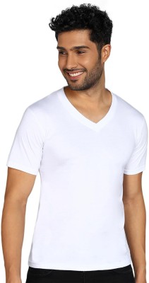 Togs & Terre Solid Men V Neck White T-Shirt