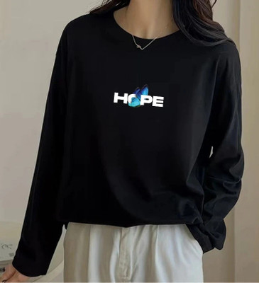 PeakWear Solid Women Round Neck Black T-Shirt