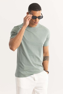 Snitch Solid Men Round Neck Green T-Shirt