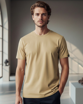 BEWAKOOF Solid Men Round Neck Brown T-Shirt
