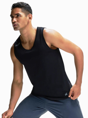 JOCKEY Solid Men Scoop Neck Black T-Shirt