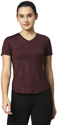 Laasa Sports Self Design Women V Neck Red T-Shirt