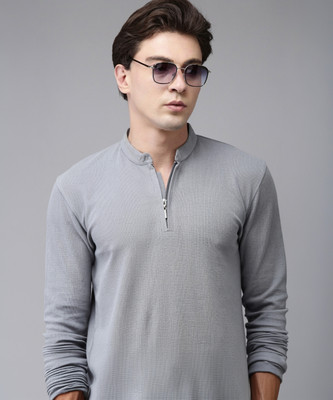MANIAC Solid Men Henley Neck Grey T-Shirt