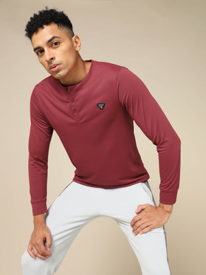 TECHNOSPORT Solid Men Henley Neck Red T-Shirt