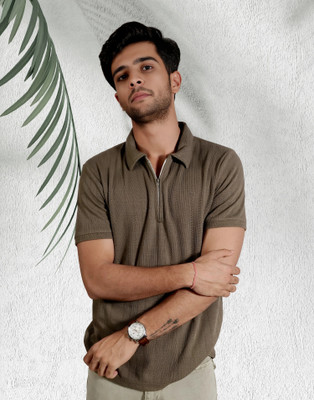 Lynx Self Design Men Zip Neck Brown T-Shirt