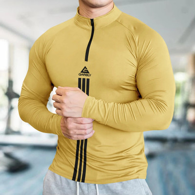 GAARRBLY Colorblock Men High Neck Yellow T-Shirt