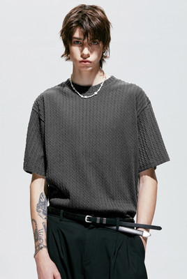 Zilcon Self Design Men Round Neck Grey T-Shirt