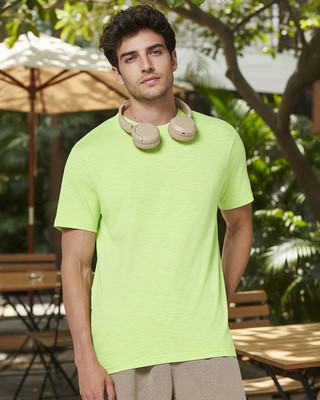 BEWAKOOF Solid Men Round Neck Green T-Shirt