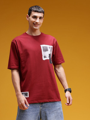 HERE&NOW Self Design Men Round Neck Maroon T-Shirt