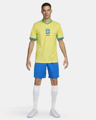 Thiva Printed Men V Neck Yellow T-Shirt
