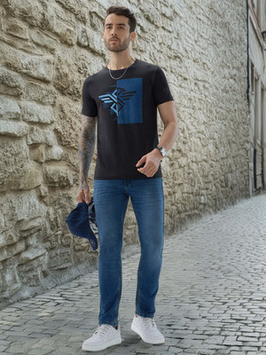 Status Quo Graphic Print Men Round Neck Black T-Shirt
