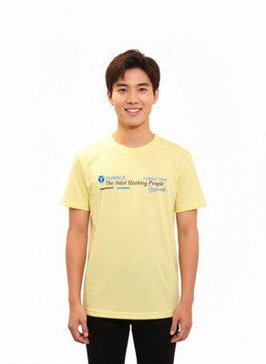 FANDOM Typography Men Round Neck Yellow T-Shirt