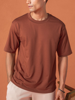 Damensch Solid Men Round Neck Brown T-Shirt